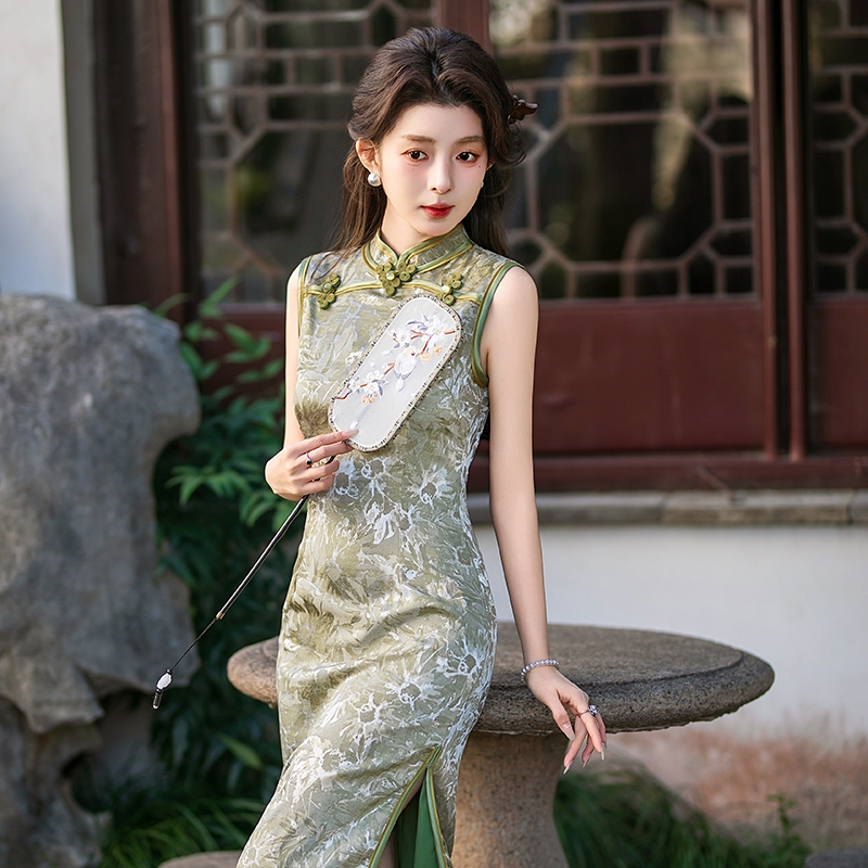 Sleeveless Cheongsam for College Entrance Exams, New Chinese Style Long Dress for Young Women, Sleeveless, 2026 New Model for Women
