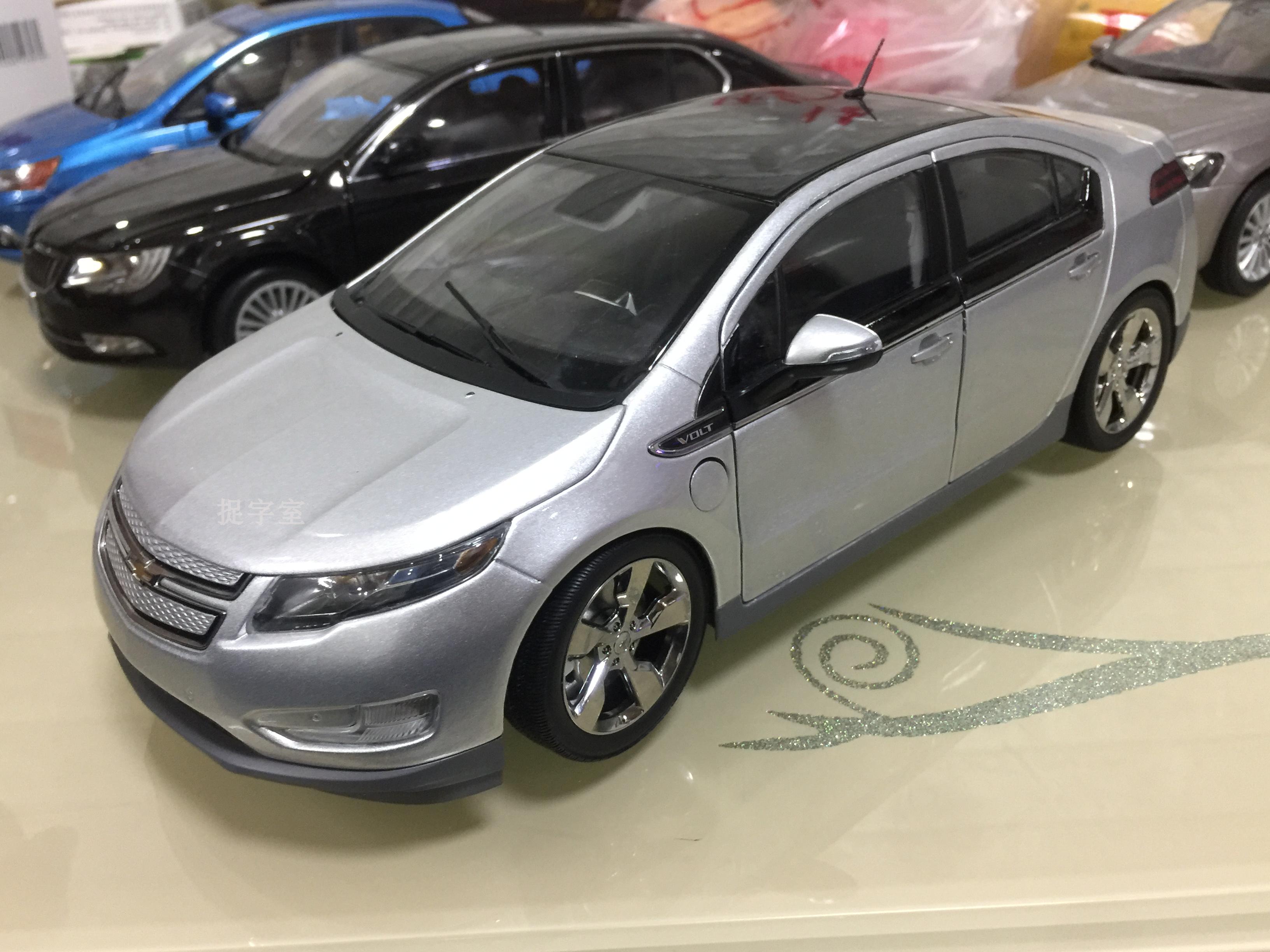 chevy volt diecast