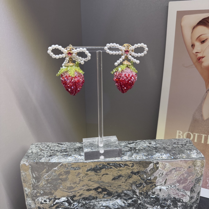 【Colorful Fruit Series】Frosted Strawberries 【Colorful Fruit Series】Frosted Strawberries