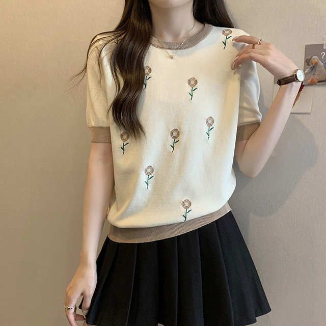 Large size fat mm round neck embroidery knitted short-sleeved t-shirt 2023 summer new gentle wind sweet age-reducing top women