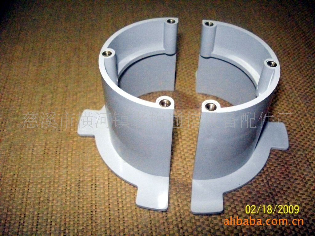 Optical fiber three-leaf wire management ring optical cable holder 12-core straight melting plate metal wire management ring