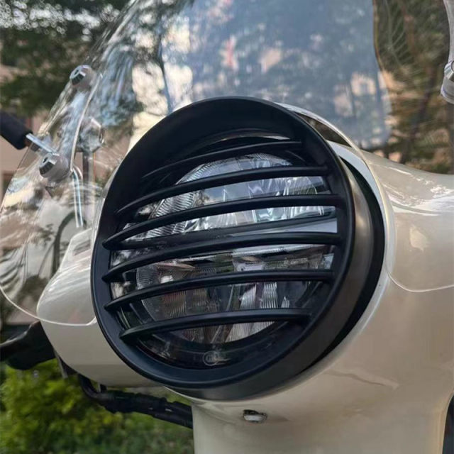 ເຫມາະສໍາລັບ Xindazhou Honda NS125la retro lampshade ລົດຈັກ modification ອຸປະກອນເສີມ LA125 headlight ປ້ອງກັນການຕົບແຕ່ງ