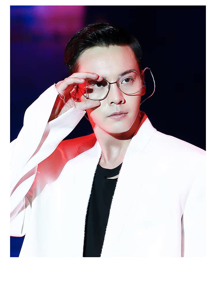 Wu Yifan với kính gọng kính nam kim loại bảo vệ bức xạ phẳng gương nữ Triều Tiên hộp lưới vàng đỏ gucci sơn tùng