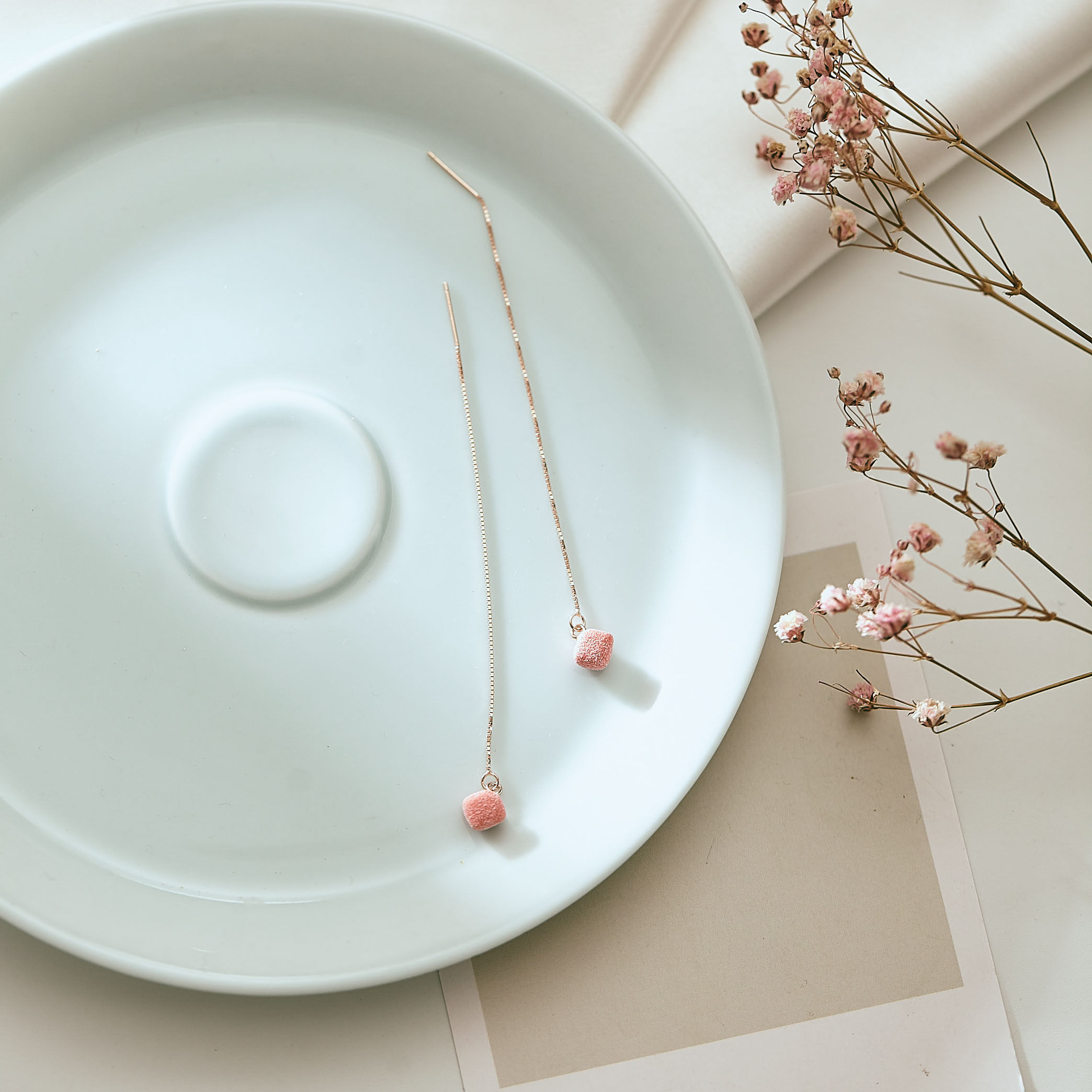 Flower Juku Super Fairy Diamonds Frosted Earrings Retro Temperament Pure Silver 925 Long Version Earrings Bag Gold Single Sold 