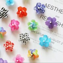 Magnetic windmill stickers can be turned riding small windmill refrigerator sticker stereo rainbow mini cute decoration