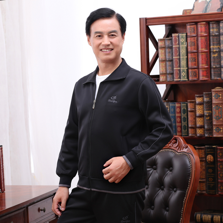 Bộ đồ thể thao trung niên nam xuân thu thu cha mặc đồ thể thao phù hợp với áo hai dây giản dị cỡ lớn tay dài quần đùi