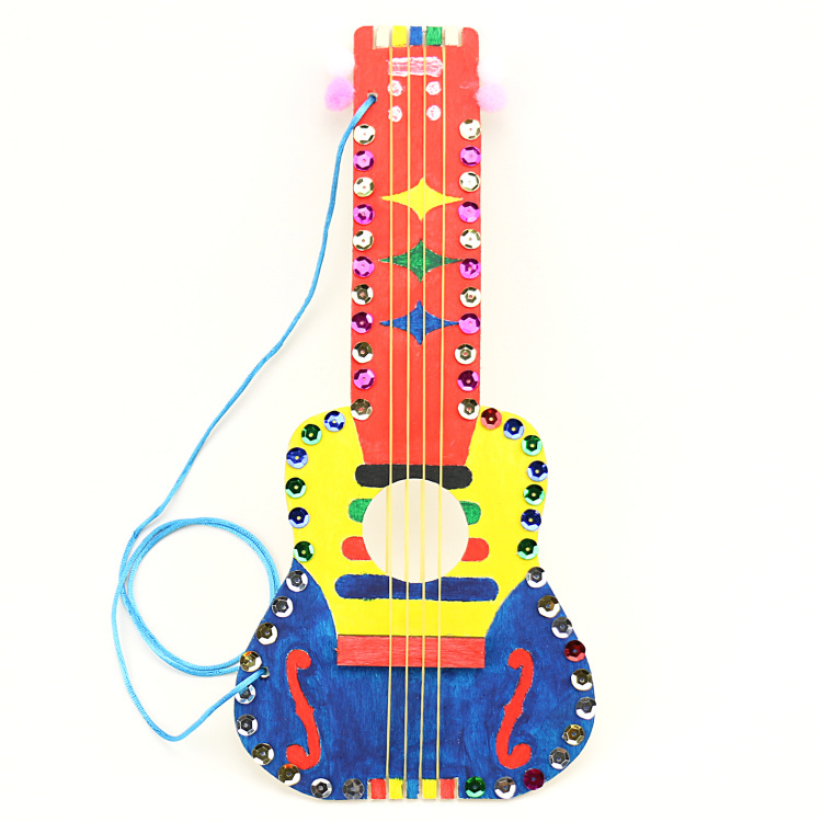 Trắng trống gỗ guitar trẻ em handmade tự chế sáng tạo mẫu giáo diy art mầm non của nhãn hiệu vật liệu