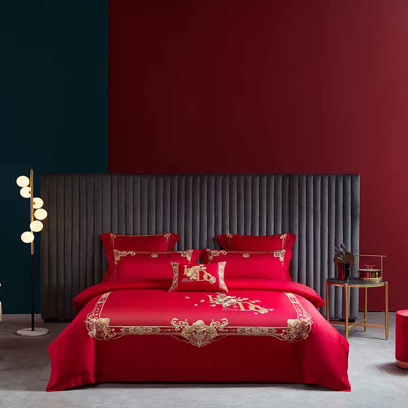 Imported four-piece double bed embroidered rose quilt cover wedding thickened bed sheets dowry new wedding full set combination