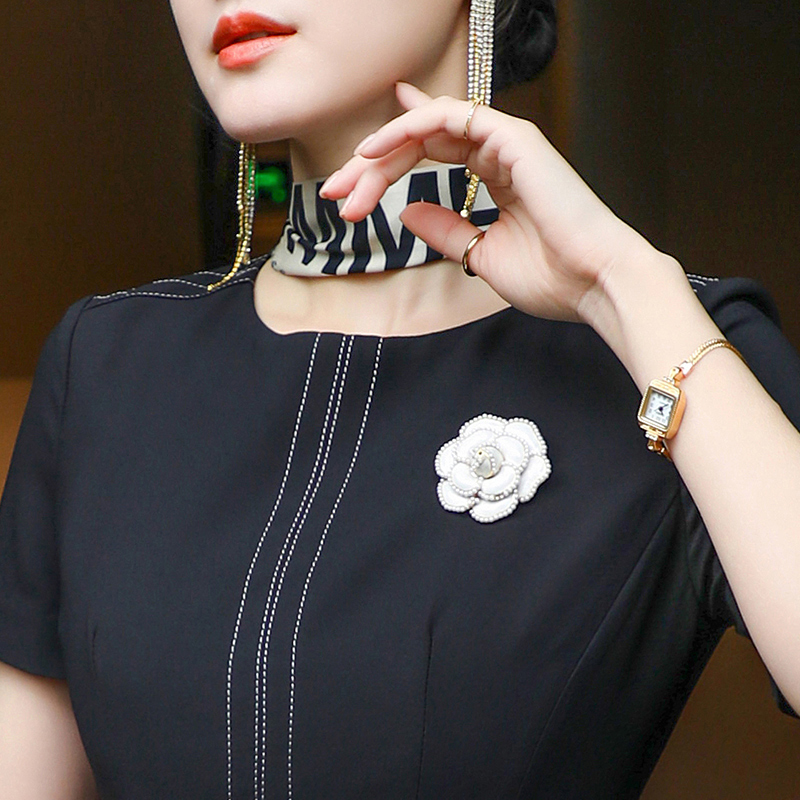 Zhang Nian'en original custom retro pearl camellia corsage ladies elegant temperament brooch suit pin - Taobao