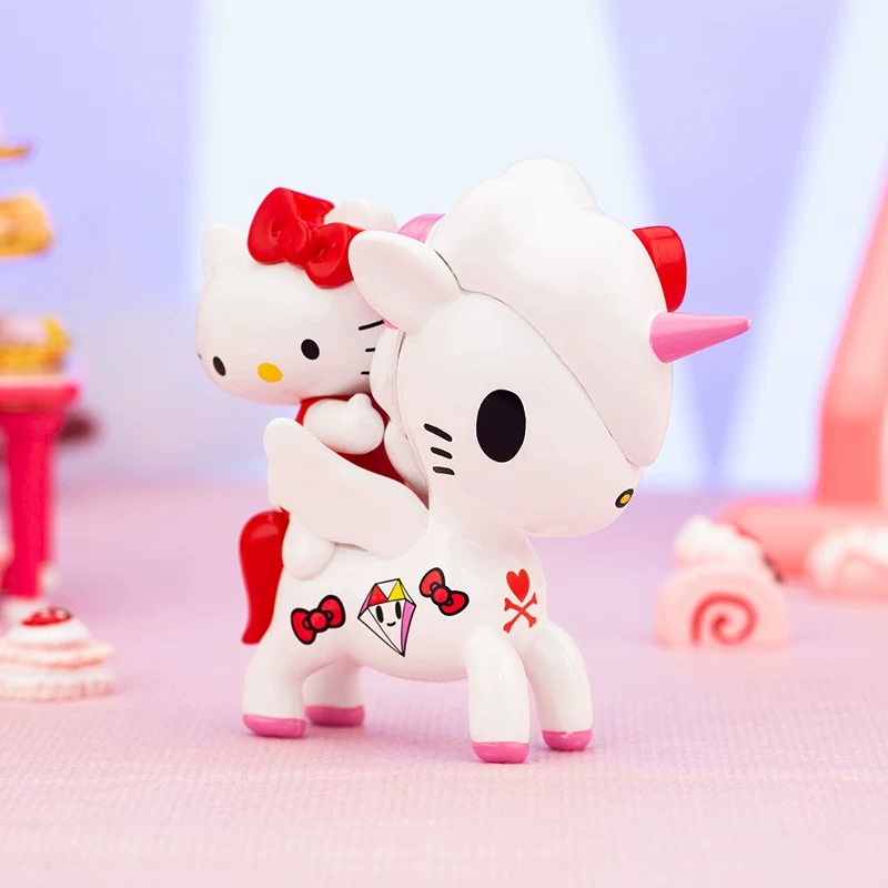 Коллекционная фигурка в слепой коробке (Tokidoki & Hello Kitty) — единороги и друзья, мини 9×8×7,5 см