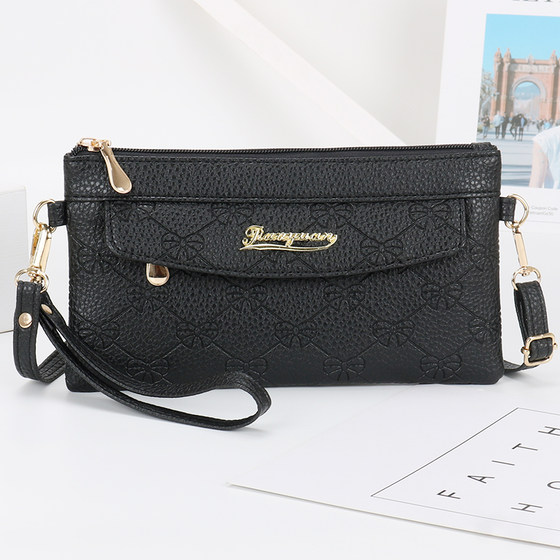 女包2025新款女士斜挎包日韩时尚单肩包休闲手拿包百搭女式小方包