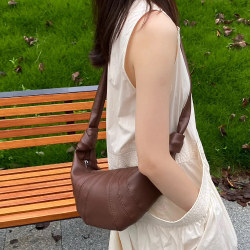 2025 New Korean Style LAOSHU ins Simple Croissant Bag Large Capacity Retro Casual Dumpling Bag Crossbody Chest Bag for Women