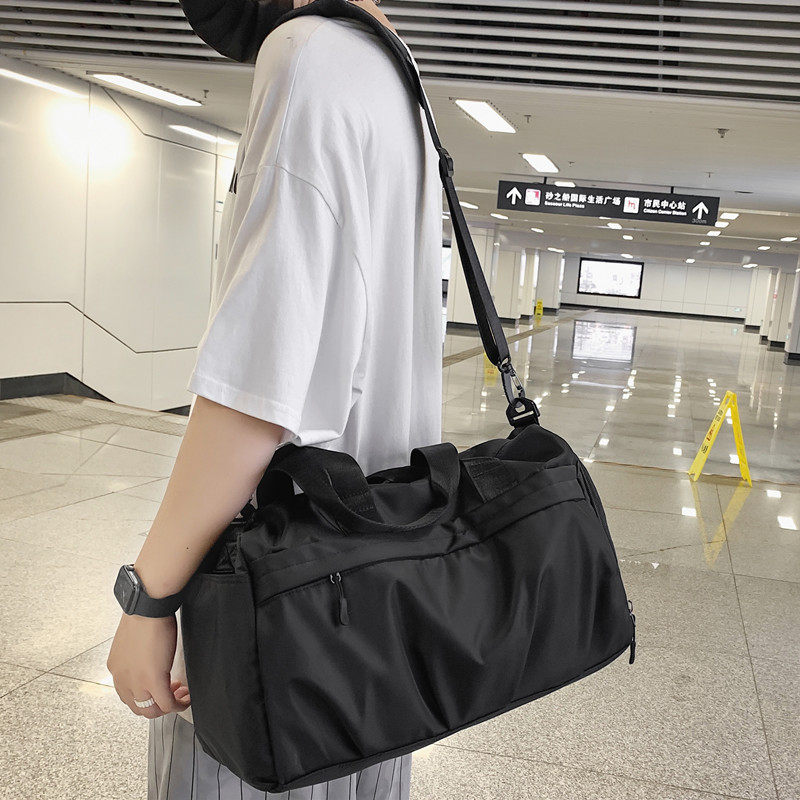Han Edition Large Capacity Short Travel Bag Women Portable Sports Fitness Bag Slanted Satchel Light Waterproof Single Shoulder Bag Man