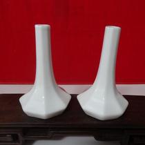 Suya Vase Vase plugs the desktop decorated white porcelain prism in 90s nostalgic movie props physical photo