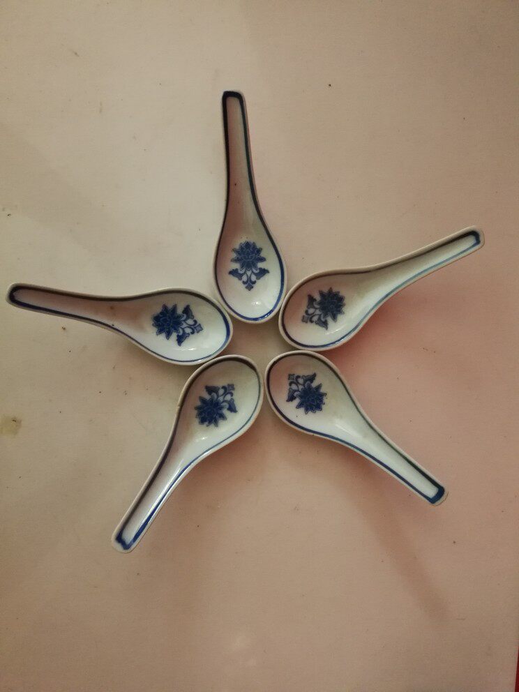 Old porcelain spoon spoon spoon 567 porcelain Jingdezhen Cultural Revolution blue and white porcelain old five products for sale