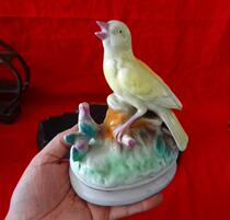 Old porcelain wire piece of old porcelain china in the 80s sculpture china savings tank high - grade porcelain savings tank