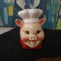 Ceramic pepper cans old porcelain pig pig porcelain pig chef old porcelain porcelain playing paste old porcelain plastic photo