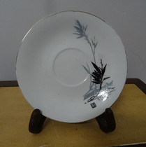 Jingdezhen old plate black bamboo fruit plate tea plate small dish folk nostalgic collection film and television props ornaments physical photos