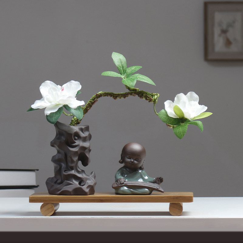 Young monk Zen ornaments post-modern study decoration retro antique frame rockery new Chinese style creative craft gifts decoration