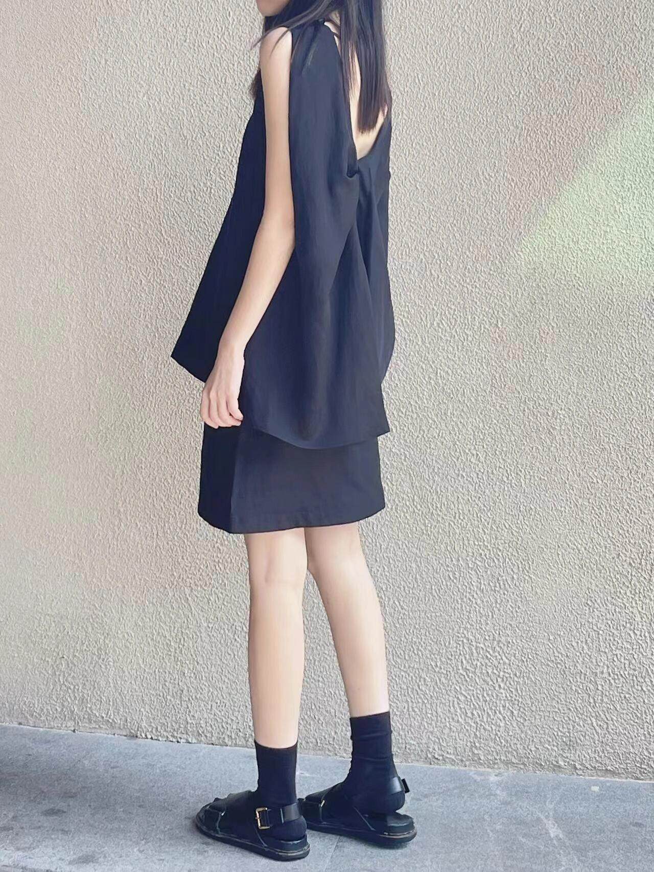 Блузка c家女装亚麻天丝背心标准版型圆领a字混纺缩褶上衣25夏新扭结无袖