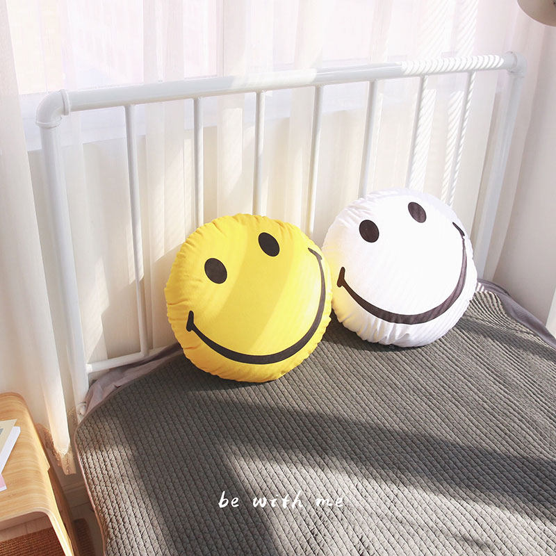 ins wind yellow smiley face holding pillow round cartoon child anecdotal sofa cushions soft cute with pillow bedroom children room decorated pillows