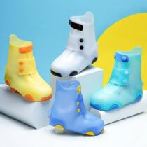 Japan GP waterproof rain shoe cover non-slip silicone thickened wear-resistant foot cover men and women rain outdoor childrens water shoes