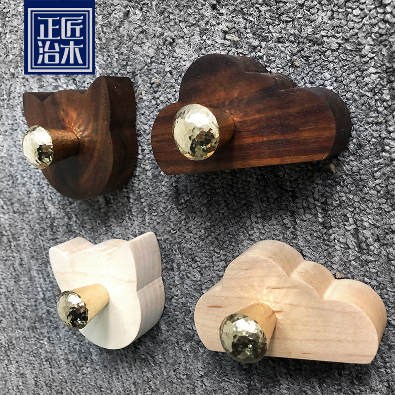 Original solid wood hanging clothes hanger hooks wood Xuanguan door rear wall hanging clothes hook wall-mounted metal hook-free metal hook ordering system
