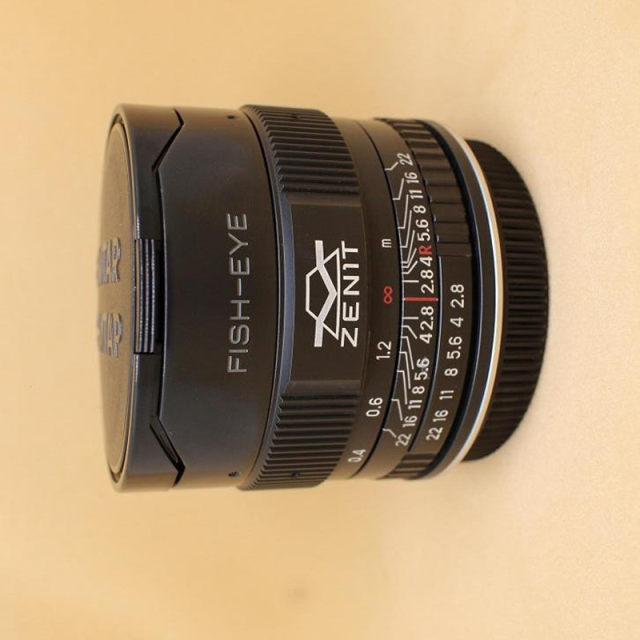 ລຸ້ນໃໝ່ລຸ້ນທີສອງຂອງ Russian Zenitar 16mmF2.8 SLR full-frame fisheye lens