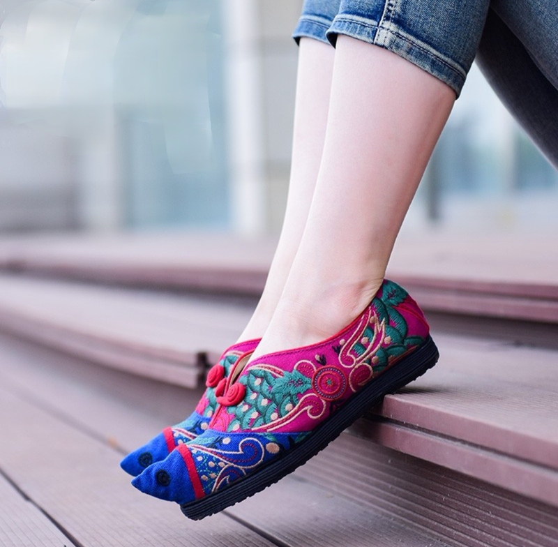 Chinese Dance Ethnic Style Women's Shoes, Same Style as in Physical Stores, Pointed Toe Flat Embroidered Shoes, Fish Dance Chinese Dance Ethnic Style Women's Shoes, Same Style as in Physical Stores, Pointed Toe Flat Embroidered Shoes, Fish Dance