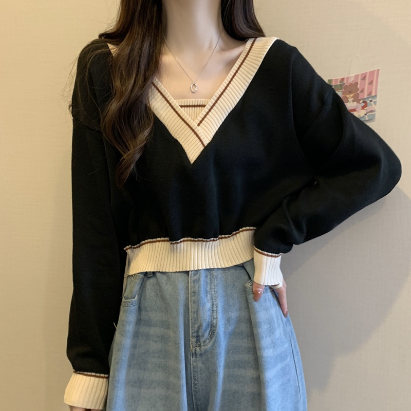 Plus-Size Autumn and Winter Chanel-Style Two-Piece Long-Sleeve Base Shirt for Women, Fat mm (Short for Plus-Size Women) Style, Covers the Belly, Makes You Look Slimmer, Short Knitted Sweater