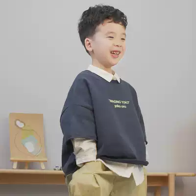 Boys ' T-shirt 2021 spring new Western style round neck pullover children's top pure cotton outer match loose casual Japanese