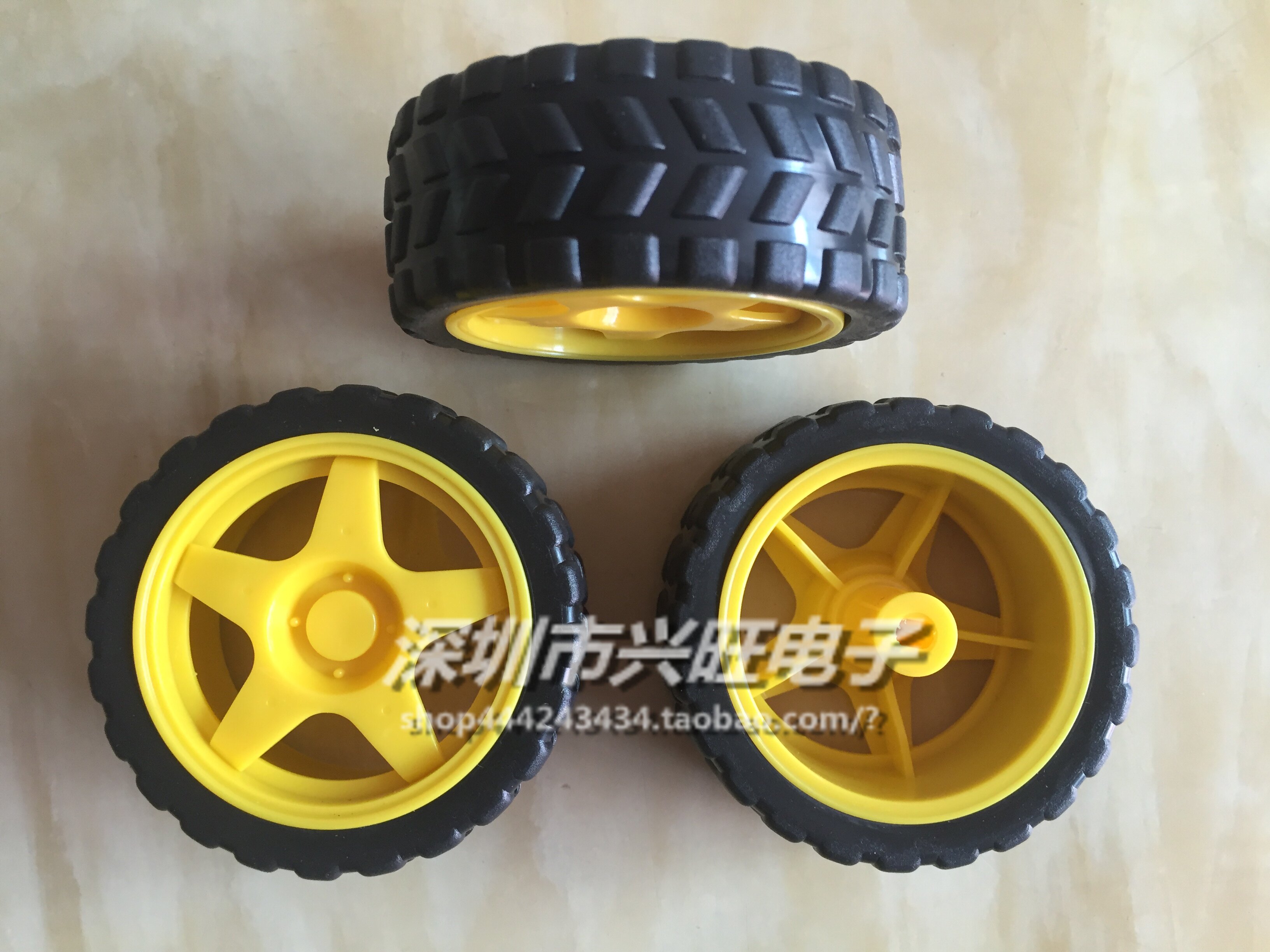 65MM 橡胶车轮 寻迹巡线小车配件 智能小车 轮胎 底盘轮子 40g