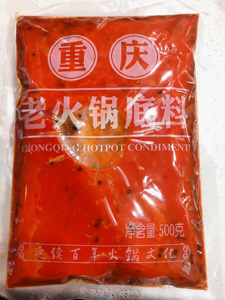 Chongqing Ruijun incense string of hot pot soup bottom hot pot red oil 500gx500g a set of 2 packs plus 2 5 catty water