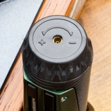 Рубинский сигар более легкий сингл прямо в мульти -функцию с помайзерами, табачными иглами, синим пламенем в атмосфере, точечный мушкет