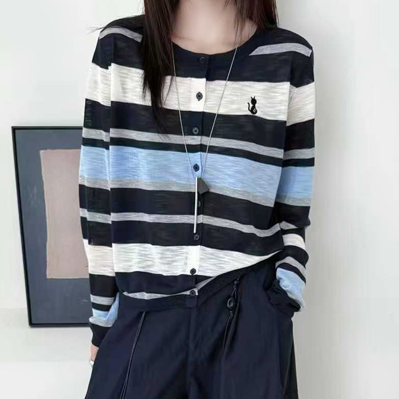 Lightweight Long-Sleeved Spring and Autumn Outerwear Cat-Themed Round-Neck Knit Cardigan for Women, Striped Loose Blouse with a High-End Feel