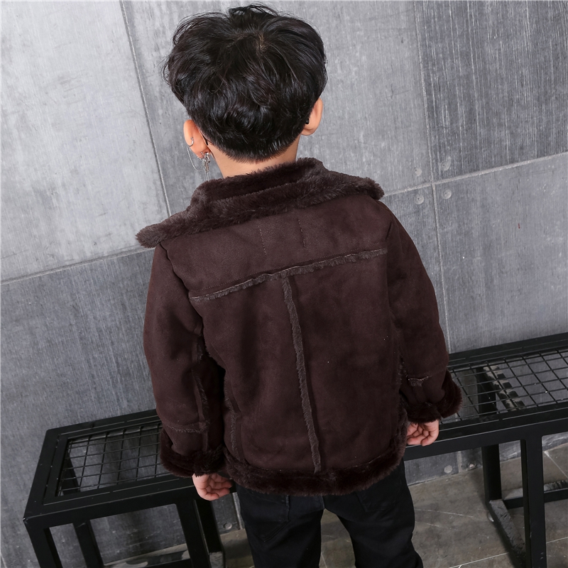Áo lông trẻ em một bé trai 2018 mới mùa thu và mùa đông da hươu cashmere áo khoác lông cừu cộng với bé gái nhung áo măng tô bé trai