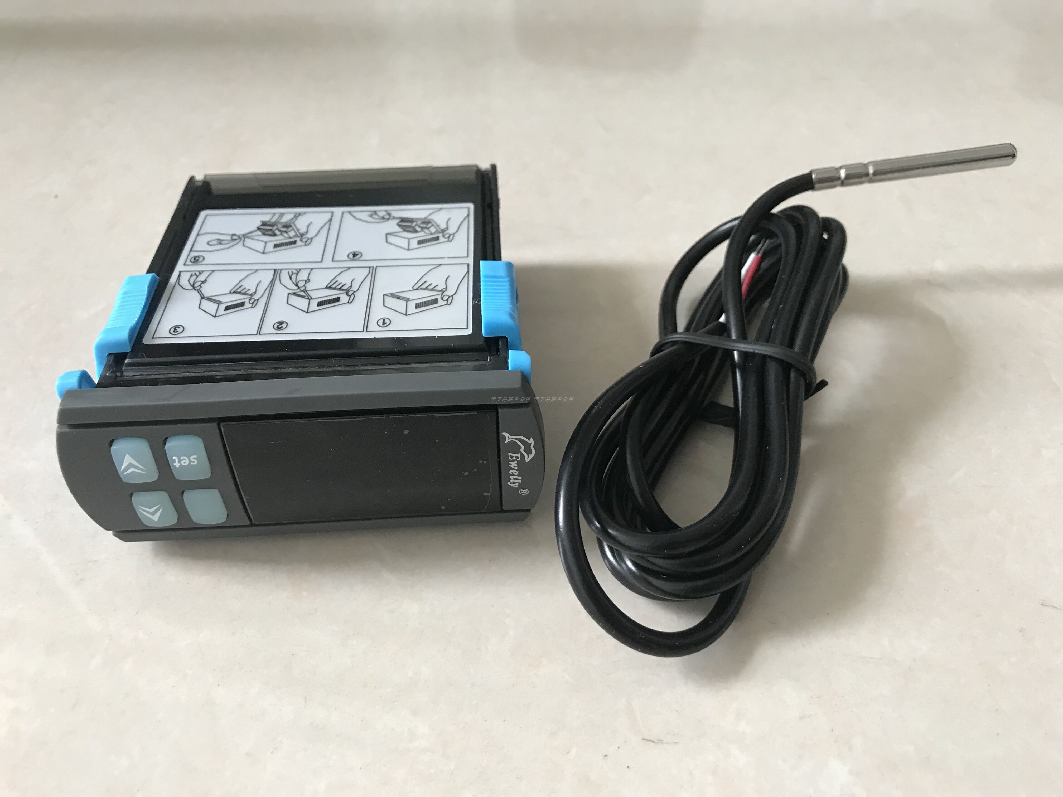 Temperature Controller Accessories for the commercial snow-spray ice column mechanical ice machine for the column