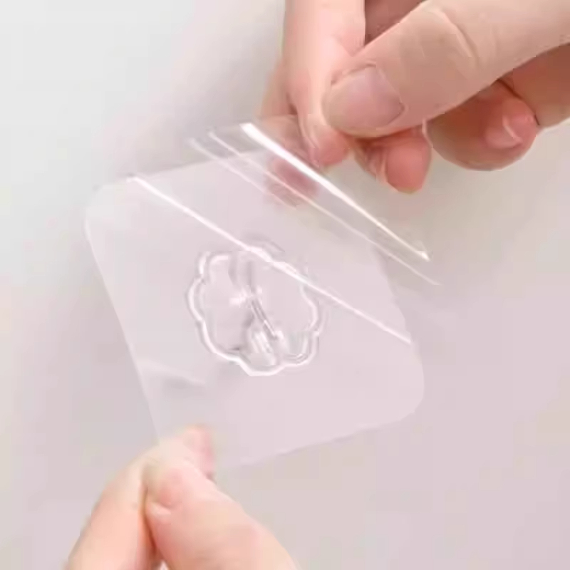 No-Drill Four-Leaf Clover Hook, Waterproof, Traceless, Strong Adhesive Wall Hook