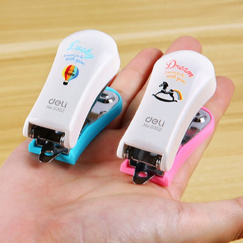 Deli 0302 mini cartoon stapler student small stapler small stapler can order 20 sheets of paper
