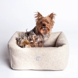 Чистая шерстяная национальная собака, кошачьи и собачьи гнезда