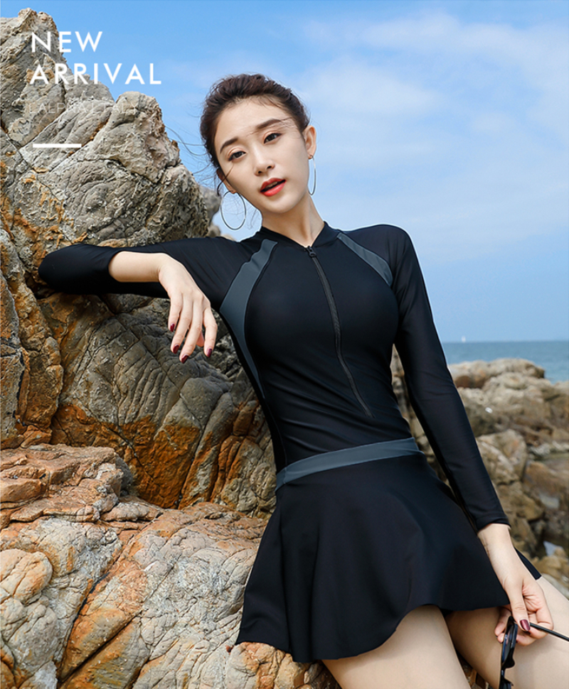 CK QIOM one-piece swimsuit female summer students conservative thin belly covering belly 2021 new long sleeve size fat mm swimsuit