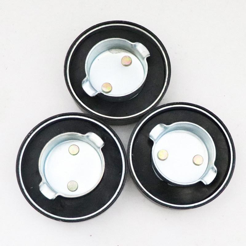 Suitable for Isuzu Qingling Accessories Emperor 100P600P700P Fuel Tank Cover Oil Drum Cover Qingling Truck Fuel Tank Cover