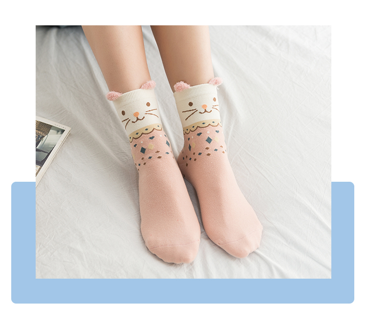 4 đôi tất hộp quà tặng, mùa thu và mùa đông ấm áp cotton đóng hộp hoạt hình phụ nữ vớ, vớ ống, sọc màu nhóm rắn tất nhún