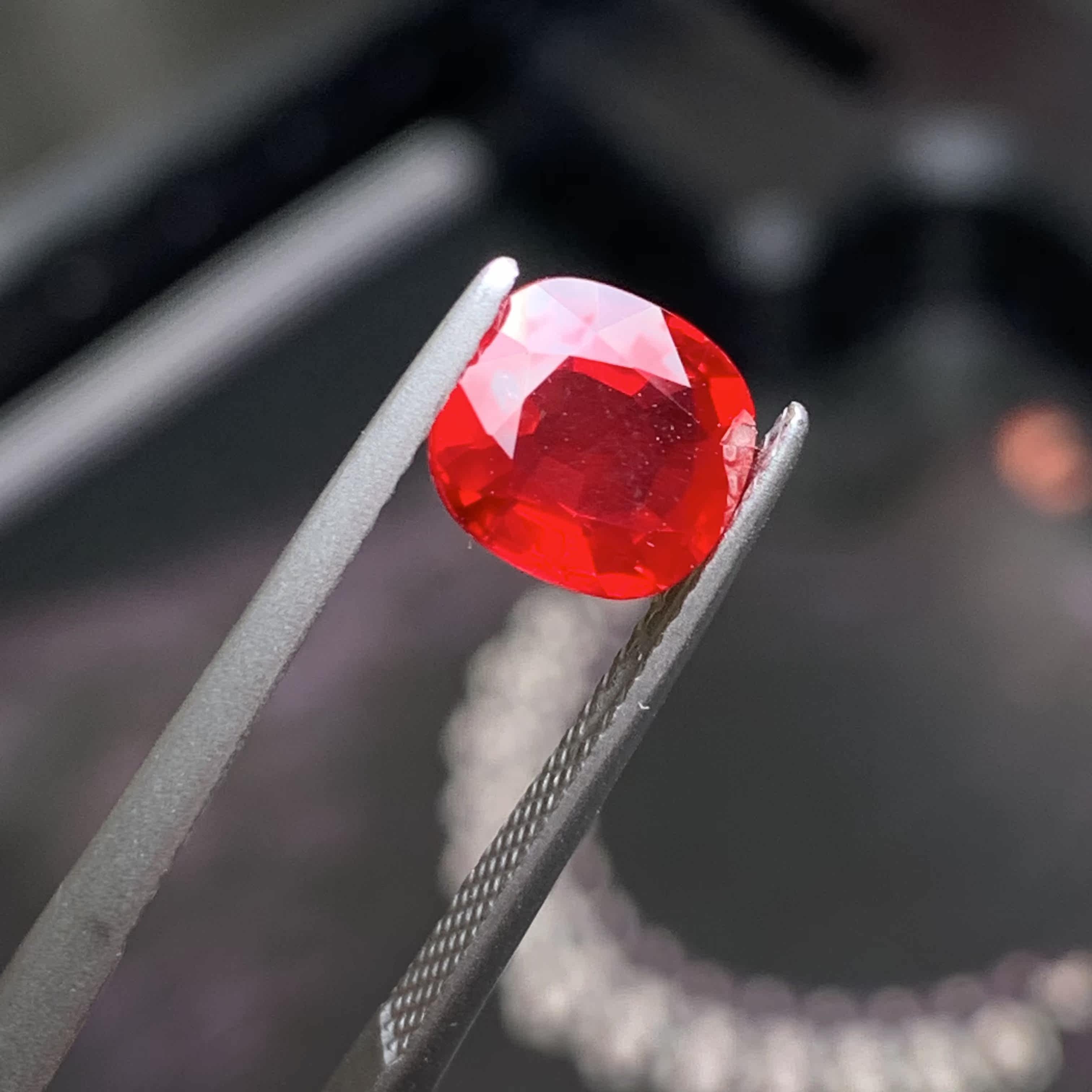 Caiyi jewelry 2 09ct natural unburned Mozambique pigeon blood red ruby ​​bare stone ring pendant color treasure