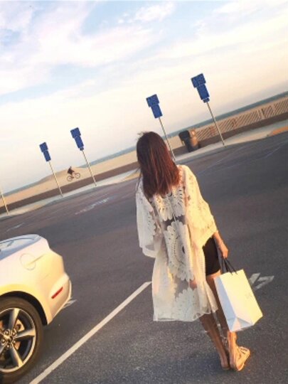 Bikini swimsuit cover-up women's jacket can be put into the water one-piece seaside beach sunscreen long lace hollow outer wear