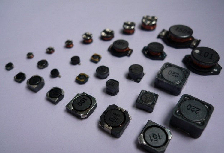 High quality CD31 SMD wound inductor power inductor 220uh 221 3*3 5*1