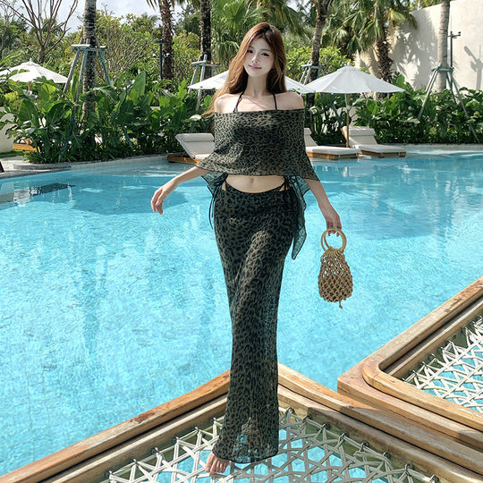 Sexy one-shoulder leopard print split swimsuit for women, pure lust beach resort style long skirt swimsuit bikini four-piece set