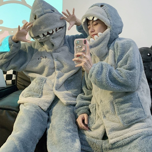 Коралловая бархатная акула, пижама для влюбленных, демисезонный комплект, популярно в интернете, коллекция 2023, увеличенная толщина