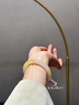 Xinjiang natural gold silk jade beauty jade bracelet osmanthus bracelet ice gold silk jade ice overdraft floating yellow jade bracelet