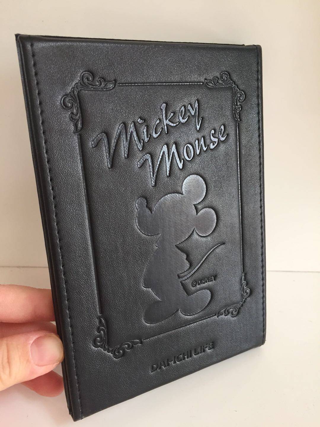 Mickey Mouse triple folding mirror Makeup mirror portable mirror Minnie Mouse Triple folding mirror portable mirror Vertical mirror Table mirror